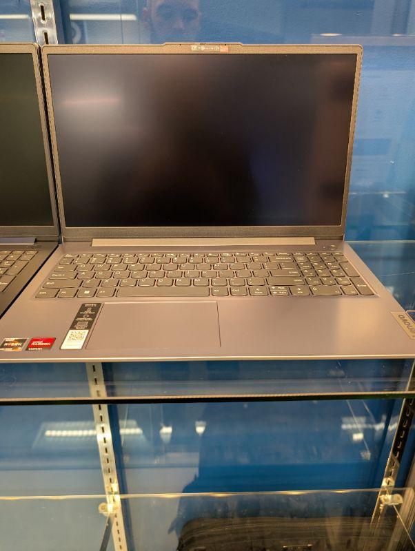 Lenovo Laptop
